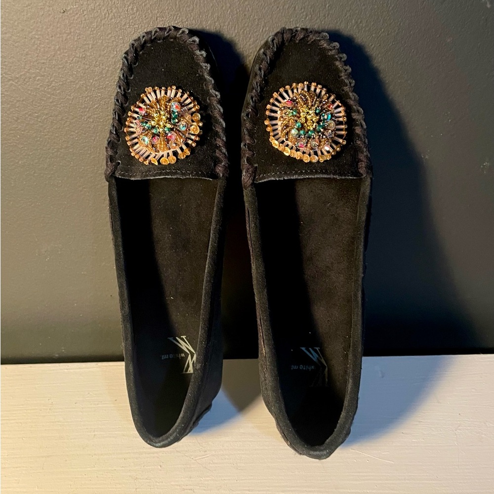 White Mountain Suede Jeweled Moccasins 8 New in Box Loafers